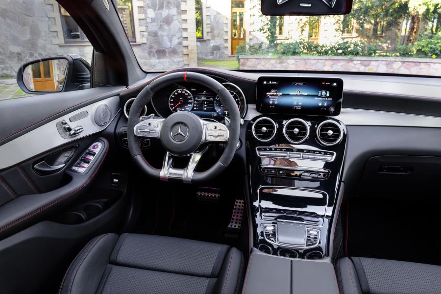 Торпедо Mercedes-AMG GLC43 4Matic Coupe (C253) 2019 года  (WW) (фото 6 из 23)